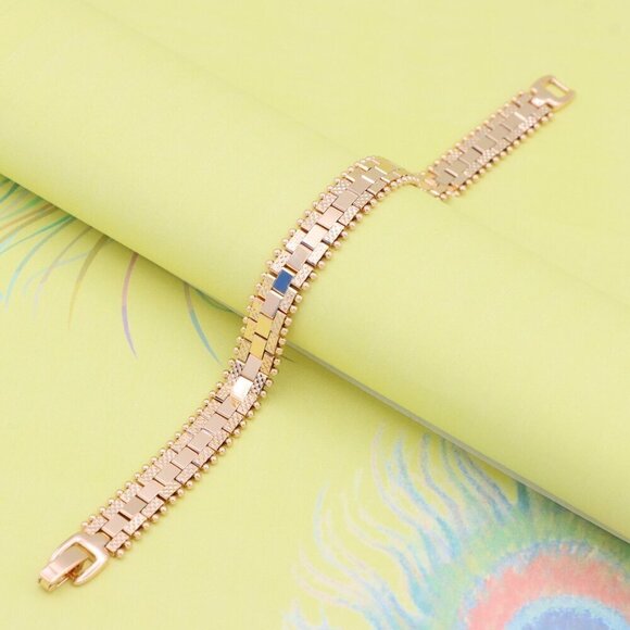 "Elegant Rose Gold Bracelet with Textured Link Detailing, XPBL1003 - Picture 5 of 12